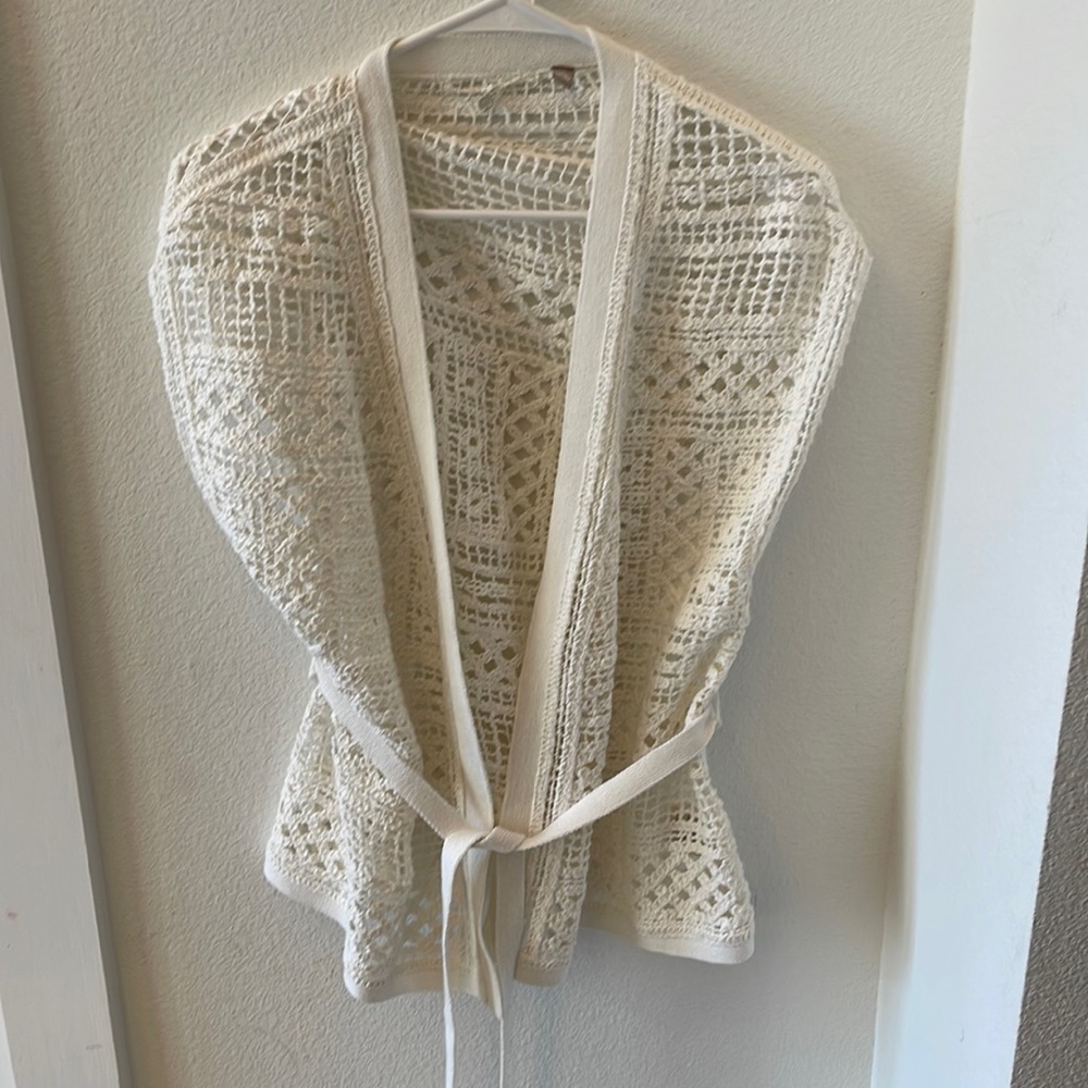 COPY - Knitted and Knotted Top